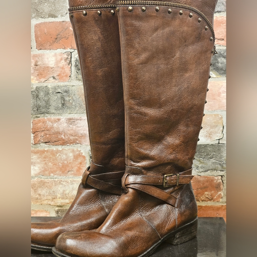 Tall calf boot